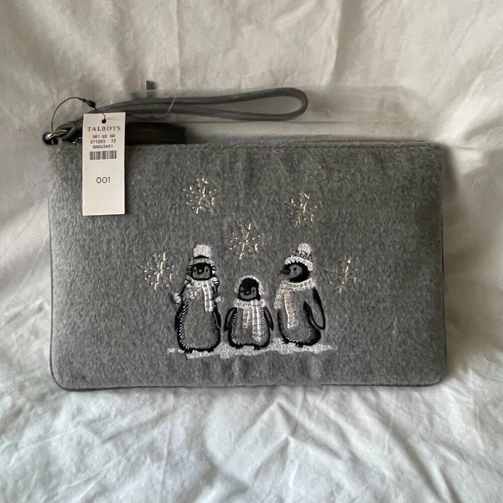 NWT Talbots Gray Felt Penguin Family Embroidered Wristlet Clutch Holiday